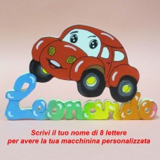 Macchinina con nome o scritta personalizzata su legno di 8 lettere